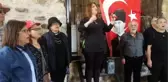 Gökyüzünde süzülüp, sahilde bahar temizliği yaptılar