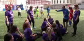 Kadınlar Günü'nde kadınlardan futbol resitali
