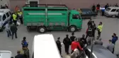 Bursa'da yaşlı adam geri manevra yapan kamyonun altında kalarak can verdi