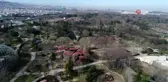 Hayvanat bahçesinde yavru sevinci