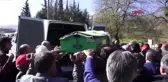 ANTALYA Kazadan 463 gün sonra yaşamını yitiren Selvinaz, toprağa verildi