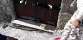 Yavru köpeği kurtarmak için seferber oldular
