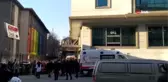 Plastik ürünler deposundaki yangında merdivenden düşen itfaiye eri hastanede hayatını kaybetti