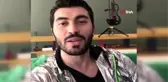 Balkondaki kemancı...Adanalı kemancı evinden çıkmayan komşularına balkondan konser verdi