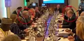 Kraliyet ailesinde koronavirüs korkusu yaşatan görüntü