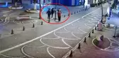 Dezenfektan hırsızları kamerada! Önce ellerine sıkıp sonra çaldılar