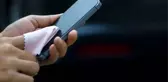 Koronavirüse karşı cep telefonu kulaklıkla kullanılmalı