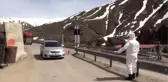Jandarma kontrol noktasında sağlık muayenesi