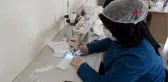 Aksaray'da sağlık çalışanları için maske üretimi başladı