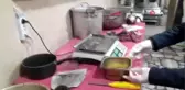 Osmangazi'de merdiven altı tatlıcıya şok baskın