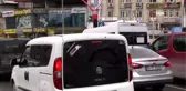 Trafik ışıklarında 'Evde Kal' uyarısı