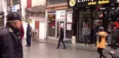 Ağrı'da polisin 'Evde Kal' çağrılarına İl Emniyet Müdürü Özen'de katıldı