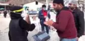 Kovid-19'a karşı yaş gruplarına göre halk pazarına giriş yapılıyor
