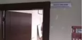 Öğretmenler, sağlık çalışanları için siperli maske üretiyor