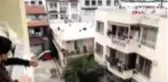 MUĞLA Marmaris'te kız çocuğuna komşularından balkonlardan sürpriz doğum günü