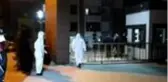 Bir mahalle ve 2 bina karantinaya alındı