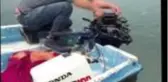 Teknenin motorunun dördüncü kez çalınması güvenlik kamerasına yansıdı