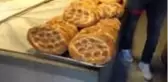 İzmir'de ekmek dayanışması
