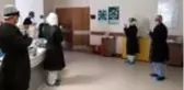 Kovid-19'u yenen 5 hasta alkışlarla taburcu edildi