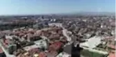 Sessizliğe bürünen cadde ve sokakları havadan görüntülendi