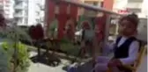 AYDIN Küçük Zeynep, evlerinin balkon korkuluk camlarını tuvale çevirdi