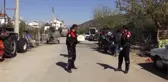 Polis ekiplerinden spastik engelli gence pastalı sürpriz