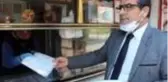 Fırın, market ve bankalara ücretsiz maske dağıtıldı