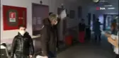 Korona virüsü yenen dede ve torunu alkışlarla taburcu edildi