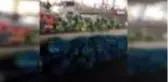 Pazarcılar poşetler dolusu sebze ve meyveleri ihtiyaç sahiplerine dağıttı