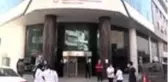 Kovid-19 tedavisi tamamlanan 2 kişi alkışlarla taburcu edildi
