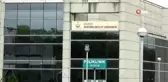 Korona virisü yenen karı koca alkışlarla taburcu oldu