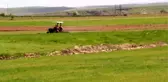 Midyat'ta çiftçiler üretime devam ediyor