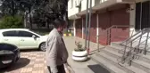 Yolda bulduğu parayı sahibine teslim etti