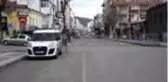 Bazı caddeler Kovid-19 nedeniyle araç trafiğine kapatıldı