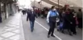 Bağcılar'da pazarlarda korona virüse karşı tek-çift uygulaması