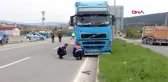 Kaza yapan araçların çarptığı yaya yaşamını yitirdi