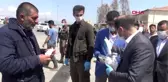 Silopi Kaymakamı Işıktaş, şoförlere maske dağıttı