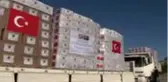 İngiltere'de hükümet üzerindeki baskıyı azaltmak için Türkiye'den gidecek 84 tonluk yardım kesinleşmeden duyurdu