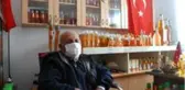 Eşinden habersiz biriktirdiği 3 bin şişe kolonyaya gözü gibi bakıyor