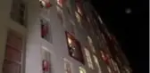 Karantina'da kalan vatandaşlar İstiklal Marşı'nı okudu