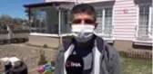 Bisikletiyle 28 kilometre yol giderek öğrencilerine kitap dağıtıyor