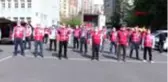 TÜRK KIZILAYI KADIKÖY'DE RAMAZAN PİDESİ DAĞITTI