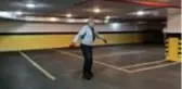 Fehmi Tekelioğlu 65 yıllık buz pateni tutkusunu arşivliyor