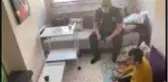 Polis ekipleri engelli çocuğun oyun konsolunda maç yapma isteğini geri çevirmedi