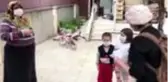 İki kardeş kumbaralarında biriktirdiği parayı Milli Dayanışma Kampanyası'na bağışladı