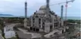 Doğu Karadeniz'in en büyük cami ve külliyesinin yapımı sürüyor