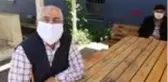 65 yaş üstü arkadaşlarıyla buluştu, dirsek tokuşturarak selamlaştılar