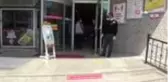 AVM'ler açıldı