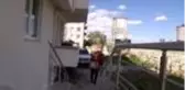 Engelli eşi ile çocuğuna bakan engelli anneye ziyaret