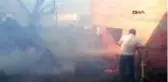 Karabük'te tek katlı ev ile bir evin çatısı yandı